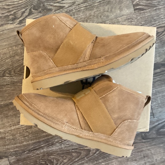 UGG Boots Girls UGG K Neumel II Graphic Boots Kids Size 6 Chestnut Tan Winter - Picture 8 of 10